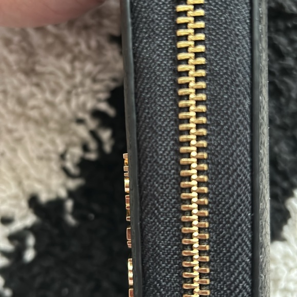 NWT MICHAEL KORS Black&Gold WristletWallet with Compartments100% Genuine Leather - Picture 5 of 17